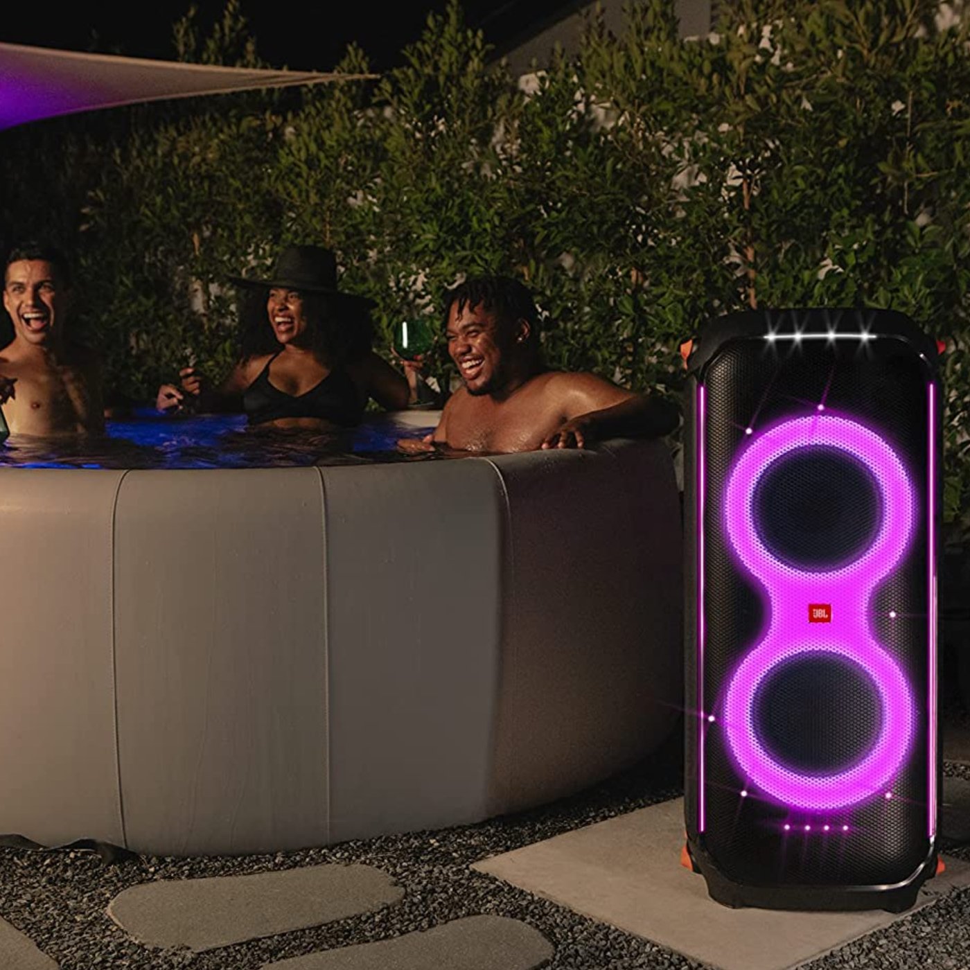 jbl-party-box-710-black-at-best-price-in-uae-with-mobile-holder-people JBL Partybox 710 at best price in uae