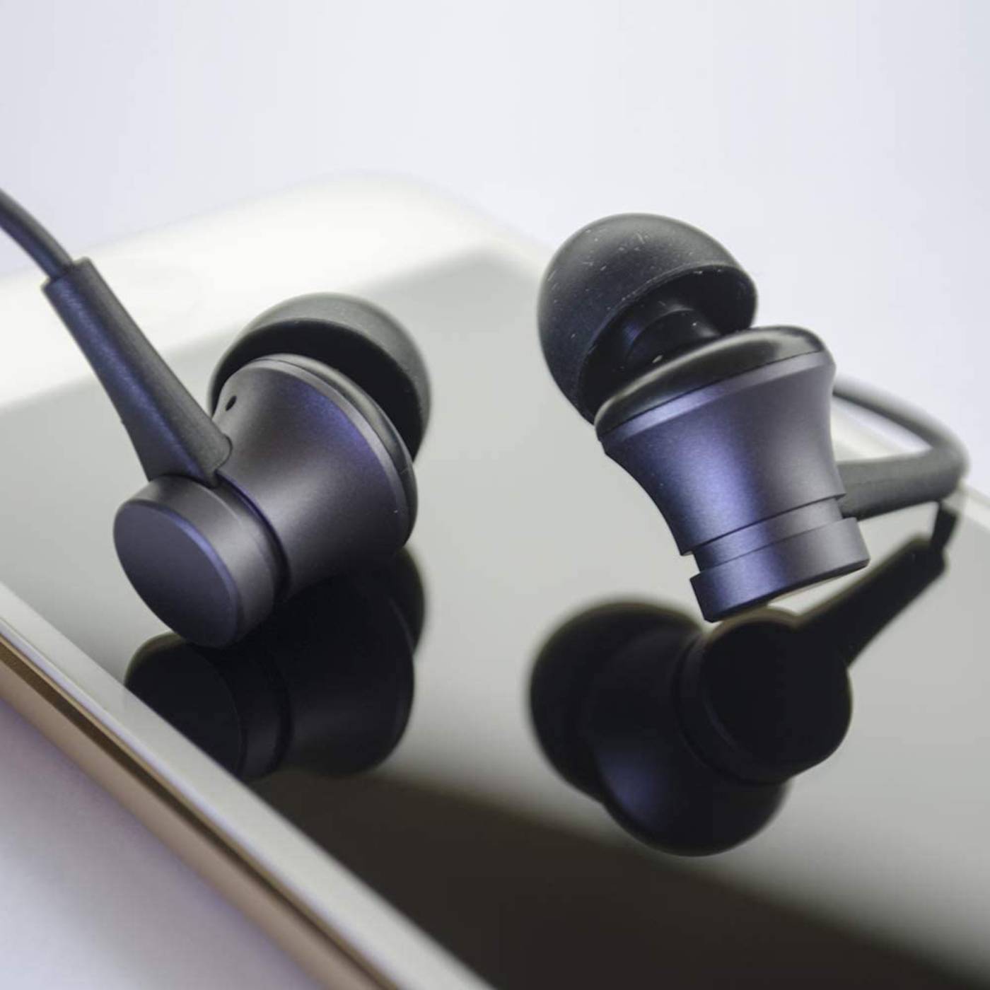 Xiaomi-Mi-In Ear-keadphones-black-7